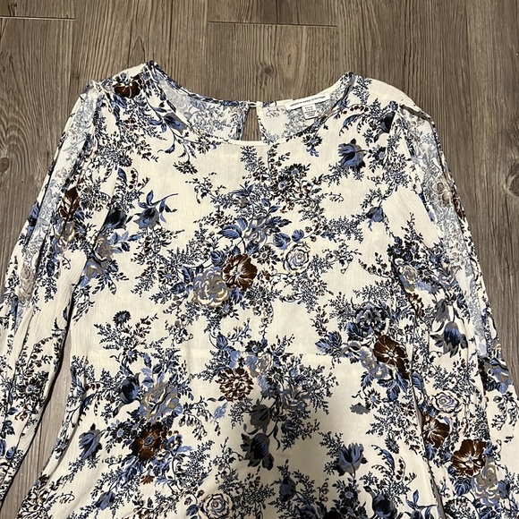 AEO Floral Cold Shoulder Long-Sleeve Dress Like New - Picture 2 of 9